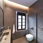 מלון דירות Naillac Elite 4*